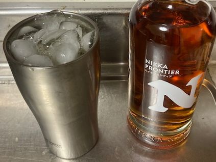 サーモスタンブラーとニッカフロンティアの家飲みハイボール体験